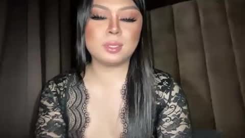 LOVELY online show from 6, 1, 2025