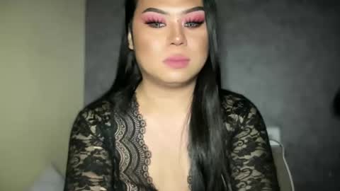 LOVELY online show from 23, 1, 2025