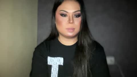 LOVELY online show from 25, 2, 2025