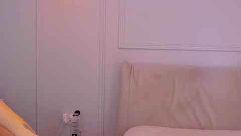 Snapshot of ariannabae chatting on 3, 10, 2025 AriannaBae online show from 3, 10, 2025