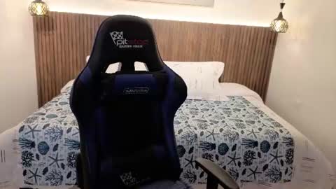 Snapshot of ariannajones_vg chatting on 17, 6, 2026 Arianna online show from 17, 6, 2026