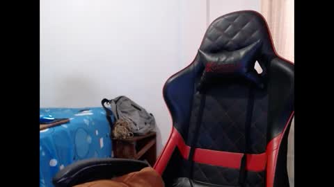 Snapshot of ariannaloovel chatting on 13, 2, 2025 ariannaloovel online show from 13, 2, 2025