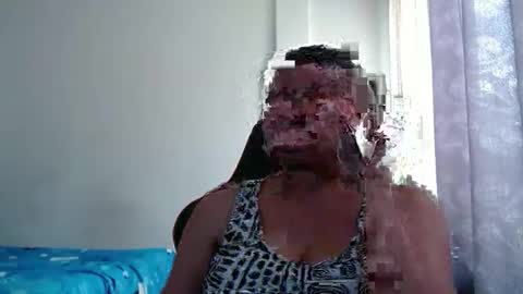 Snapshot of ariannaloovel chatting on 8, 1, 2026 ariannaloovel online show from 8, 1, 2026