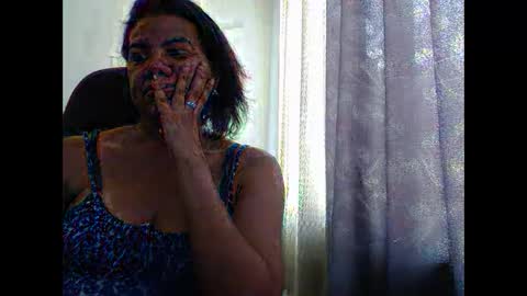 Snapshot of ariannaloovel chatting on 17, 1, 2026 ariannaloovel online show from 17, 1, 2026