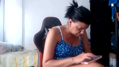 Snapshot of ariannaloovel chatting on 17, 6, 2026 ariannaloovel online show from 17, 6, 2026