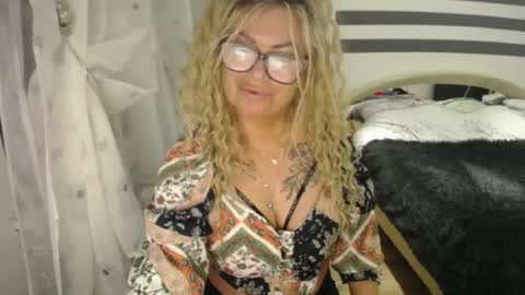 ArianeSexy online show from 7, 7, 2026