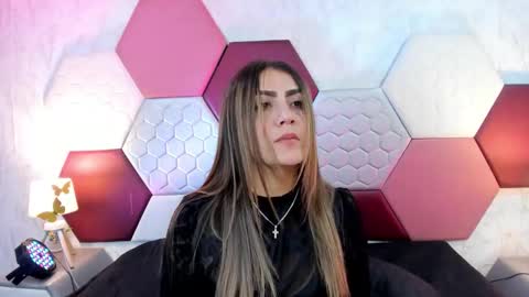 Snapshot of ariarous chatting on 20, 5, 2026 aria online show from 20, 5, 2026