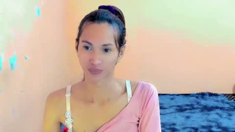 Snapshot of ariba_aribats chatting on 24, 12, 2024 VAL online show from 24, 12, 2024