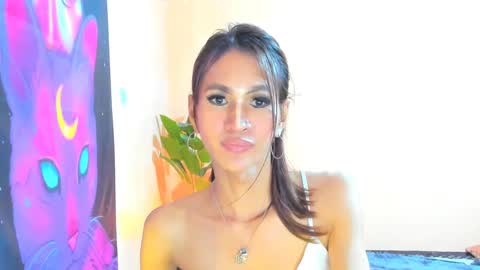 Snapshot of ariba_aribats chatting on 8, 2, 2025 VAL online show from 8, 2, 2025