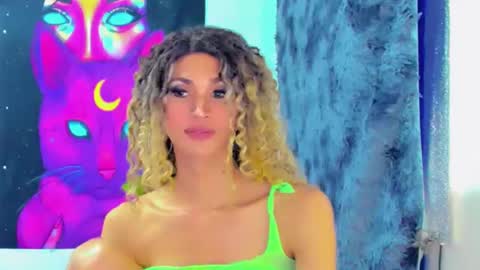 Snapshot of ariba_aribats chatting on 25, 2, 2025 VAL online show from 25, 2, 2025