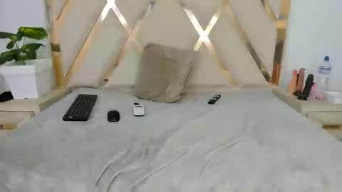 arielasm online show from 7, 3, 2026