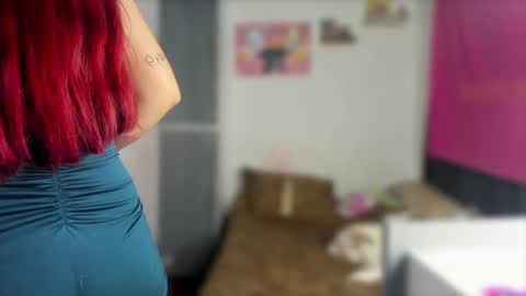 Snapshot of ariell_rose1 chatting on 22, 2, 2025 Stephany online show from 22, 2, 2025
