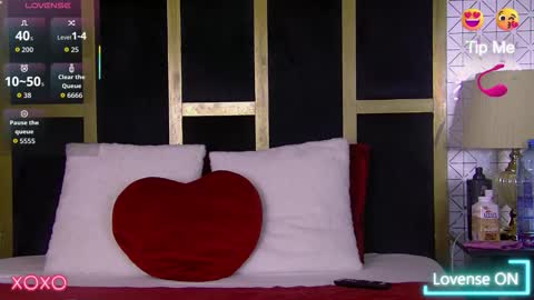 ariellfoxy online show from 8, 1, 2026