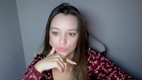 Snapshot of arielsandres chatting on 11, 9, 2025 Ariel online show from 11, 9, 2025