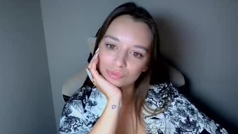 Snapshot of arielsandres chatting on 17, 9, 2025 Ariel online show from 17, 9, 2025