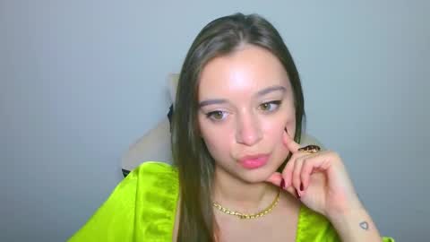 Snapshot of arielsandres chatting on 23, 10, 2025 Ariel online show from 23, 10, 2025