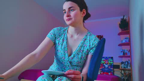 arielstonks_lovee online show from 14, 1, 2025