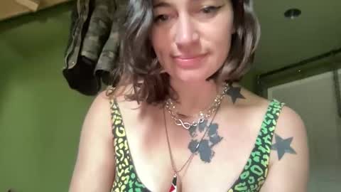 ariel  colin when hes here online show from 10, 1, 2026