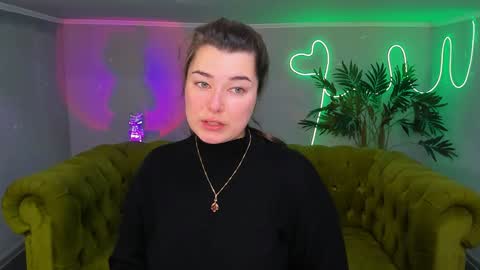 Snapshot of arigraynor chatting on 30, 1, 2025 Ari online show from 30, 1, 2025