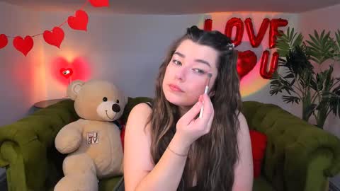 Snapshot of arigraynor chatting on 9, 2, 2025 Ari online show from 9, 2, 2025