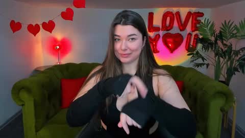 Snapshot of arigraynor chatting on 21, 2, 2025 Ari online show from 21, 2, 2025