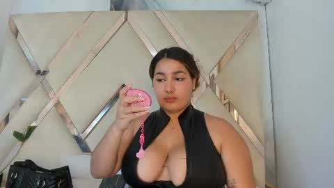 Snapshot of ariht chatting on 9, 7, 2026 ariht online show from 9, 7, 2026