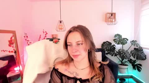 Ari  online show from 16, 12, 2024