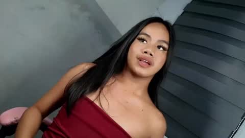 Snapshot of arilovesu chatting on 4, 7, 2026 hi follow me its ARI online show from 4, 7, 2026