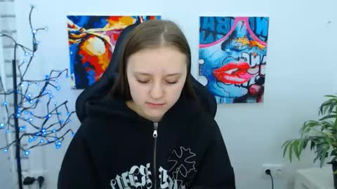 arinabelle online show from 30, 11, 2025