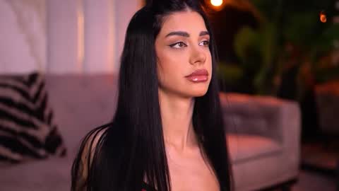 Snapshot of arinarhodes chatting on 22, 10, 2025 Arina online show from 22, 10, 2025