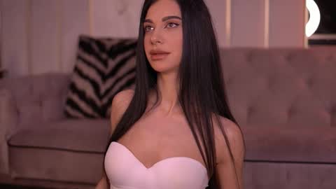 Snapshot of arinarhodes chatting on 21, 11, 2025 Arina online show from 21, 11, 2025