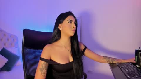 Ari Robert online show from 10, 3, 2025