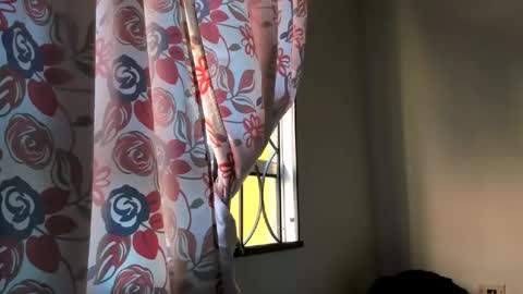 Snapshot of arisha_fox chatting on 24, 5, 2026 Erik online show from 24, 5, 2026