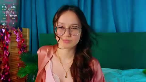 Snapshot of arlengross chatting on 16, 7, 2026 Bella3 online show from 16, 7, 2026