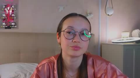 Snapshot of arlengross chatting on 24, 7, 2026 Bella3 online show from 24, 7, 2026