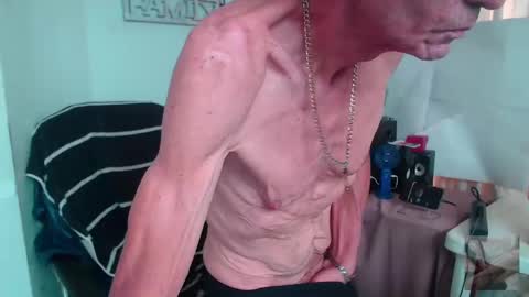 Snapshot of armaduradeacero chatting on 9, 9, 2025 armaduradeacero online show from 9, 9, 2025