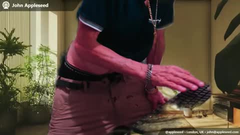 Snapshot of armaduradeacero chatting on 28, 9, 2025 armaduradeacero online show from 28, 9, 2025