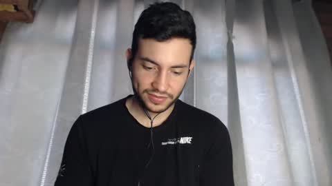 Snapshot of armando_2002 chatting on 27, 1, 2025 ARMANDO online show from 27, 1, 2025