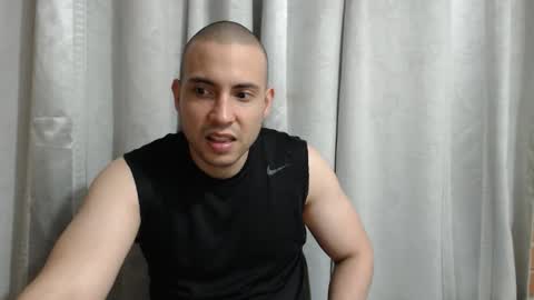 Snapshot of armando_2002 chatting on 1, 11, 2025 ARMANDO online show from 1, 11, 2025