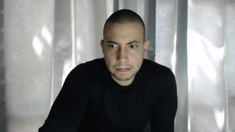 Snapshot of armando_2002 chatting on 8, 11, 2025 ARMANDO online show from 8, 11, 2025