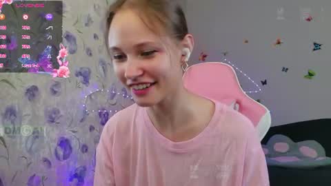 Snapshot of armurra chatting on 22, 6, 2026 armurra online show from 22, 6, 2026