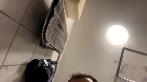 Snapshot of armyskater32 chatting on 16, 9, 2025 armyskater32 online show from 16, 9, 2025