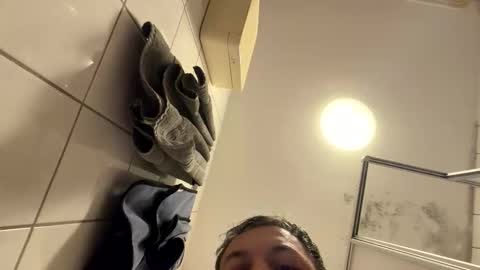 armyskater32 online show from 1, 3, 2026