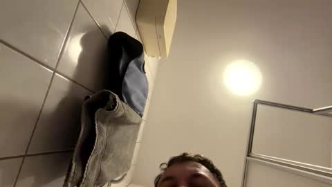 armyskater32 online show from 13, 4, 2026