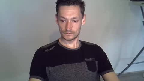 arnoanro online show from 9, 3, 2026