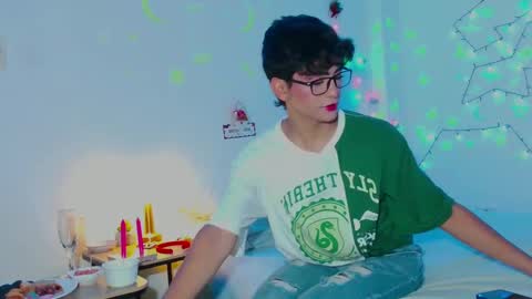 Arnold online show from 24, 12, 2024