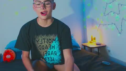 Arnold online show from 26, 1, 2025