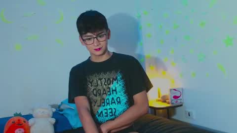 Arnold online show from 4, 3, 2025