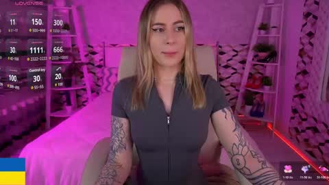 Snapshot of arolinanight chatting on 28, 5, 2026 AROLINA online show from 28, 5, 2026