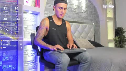 Snapshot of aron_bolt chatting on 15, 1, 2025 ARON BOLT online show from 15, 1, 2025